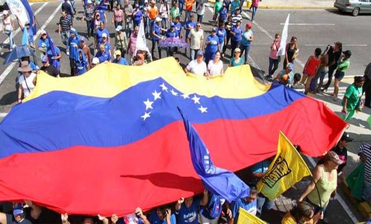 Fuerzas represoras arremeten contra manifestación en Puerto La Cruz #20May