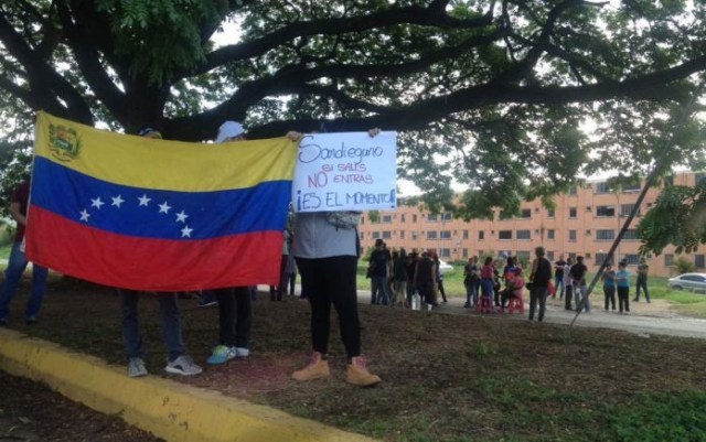 Protestas en la avenida Don julio de Valencia / Foto El Carabobeño