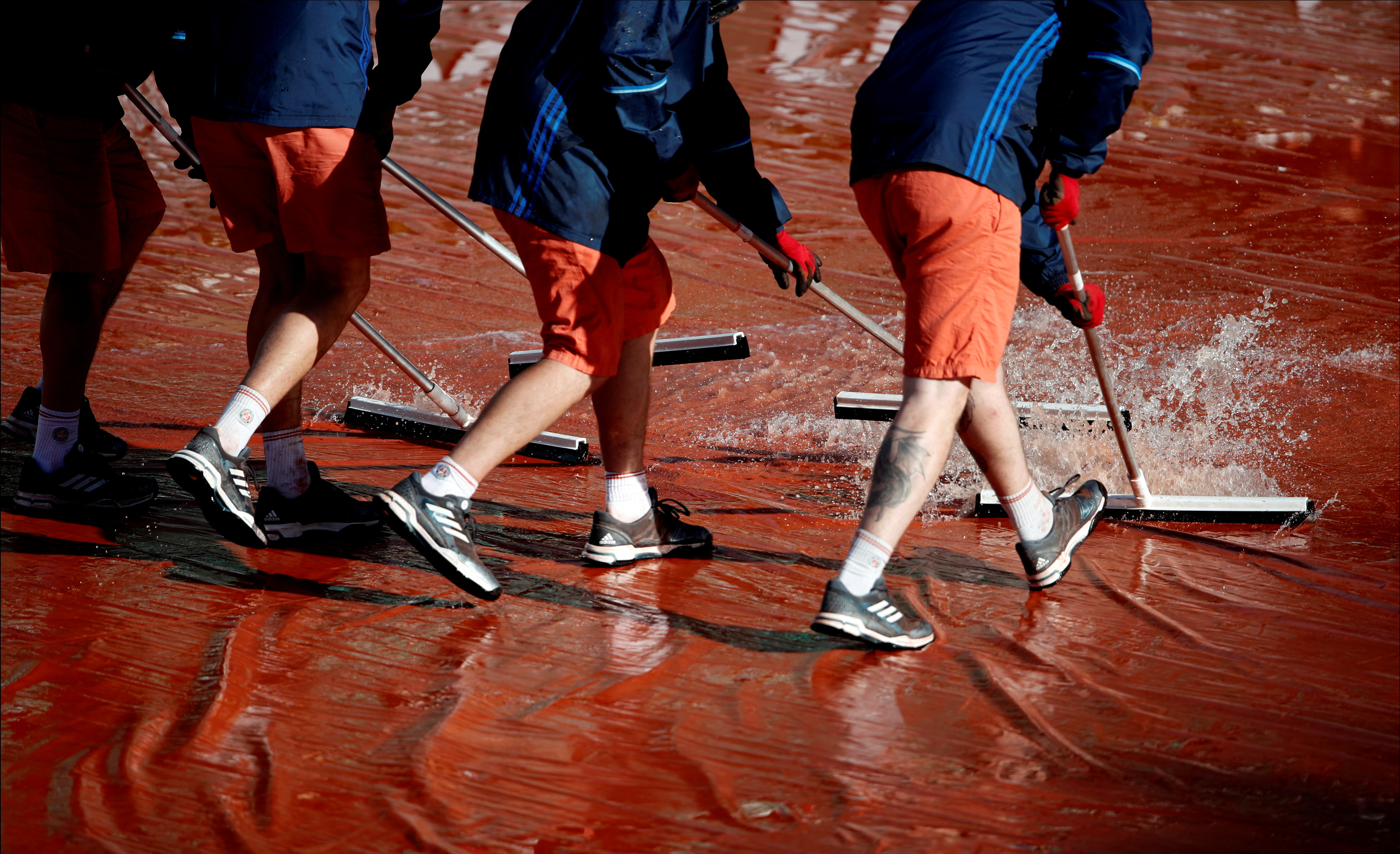 Se reanudan los partidos en Roland Garros tras la interrupción por la lluvia