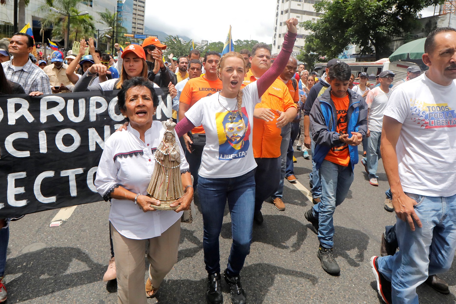 Lilian Tintori: Vamos al CNE para decirle que no queremos esa Constituyente porque es un fraude