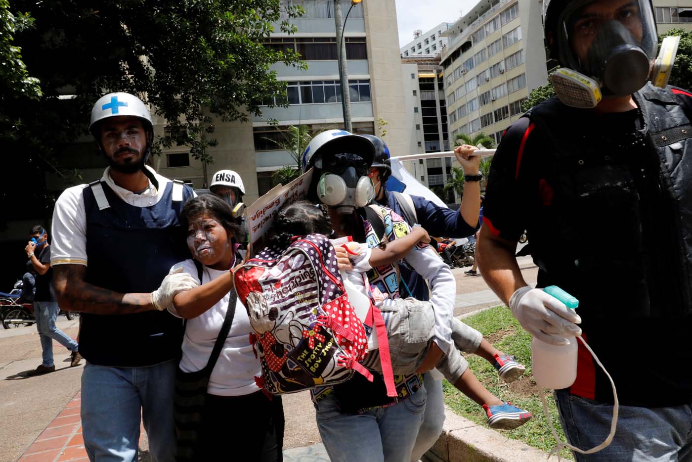 Conflicto social deja secuelas en niños y adolescentes