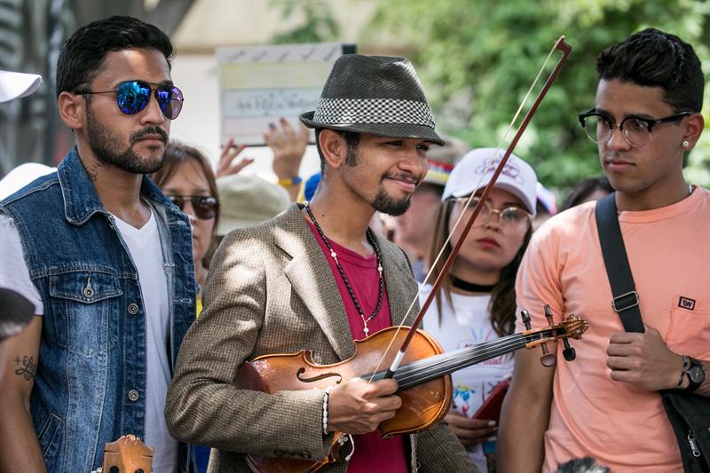 Violinista Wuilly Arteaga lleva 19 días detenido