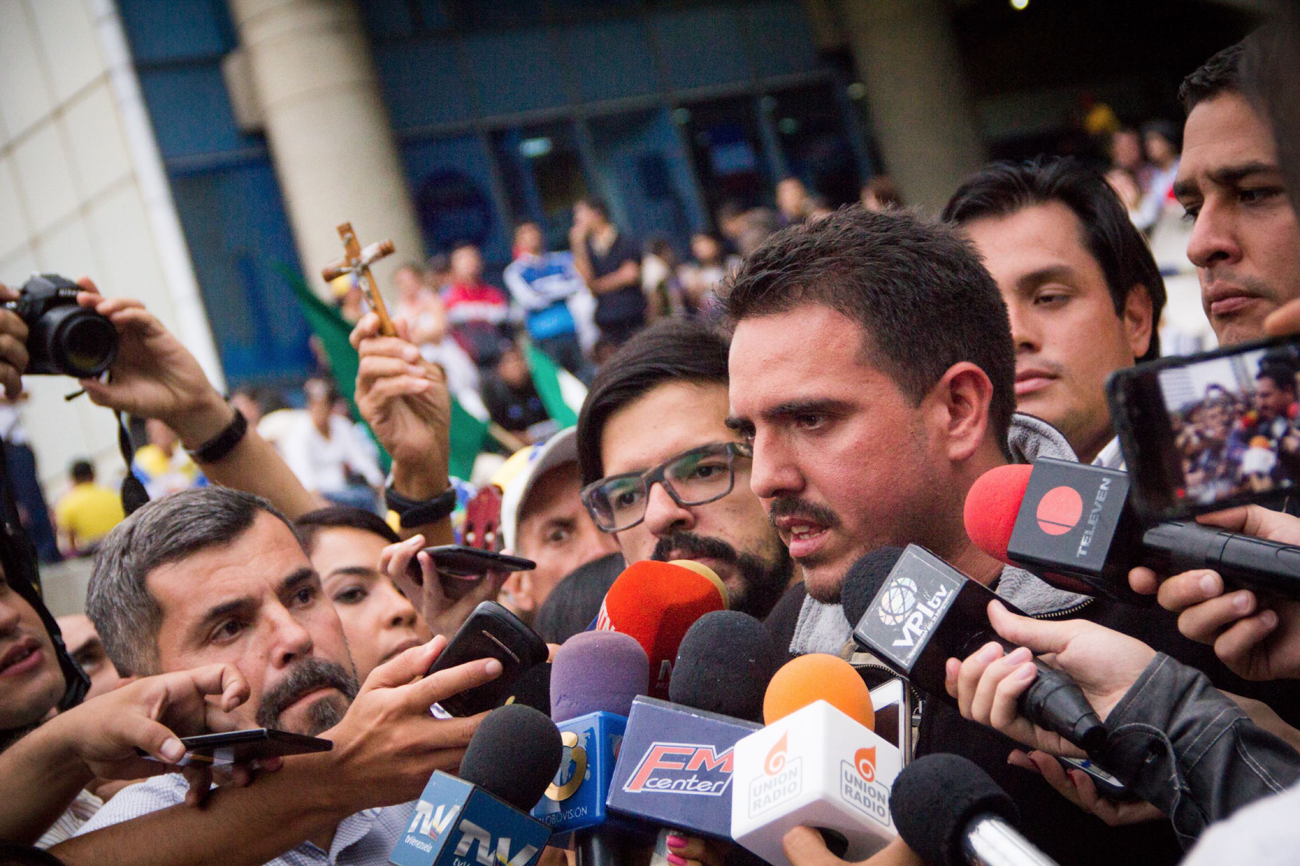 Stalin González: Defenderemos la Constitución en la calle y en la AN