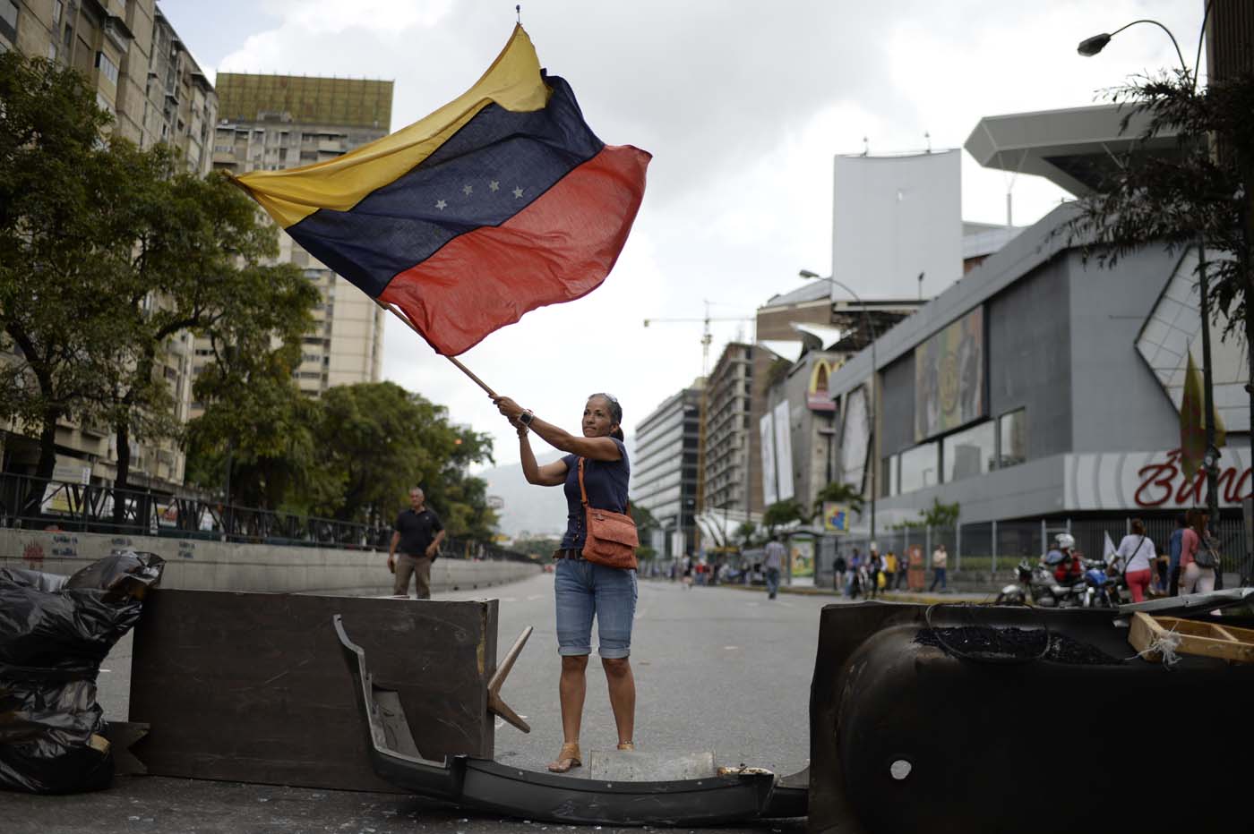 El 12 de marzo la diáspora ondea la tricolor