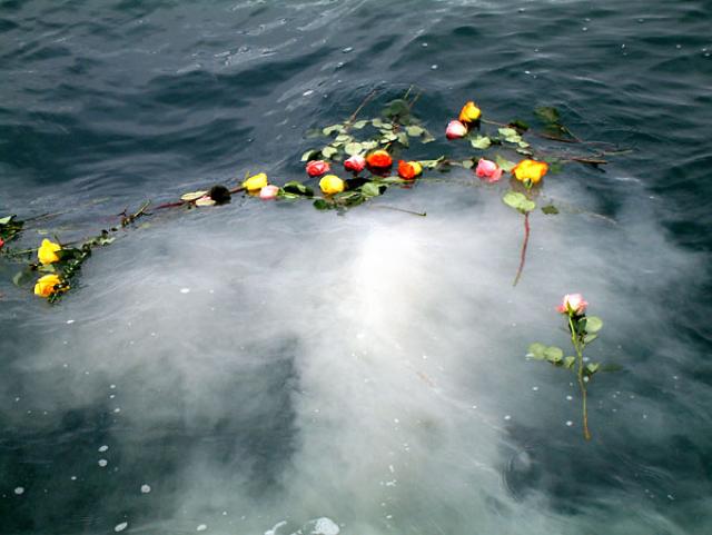 Cenizas en un río / Imagen referencial / Foto: 20 minutos 