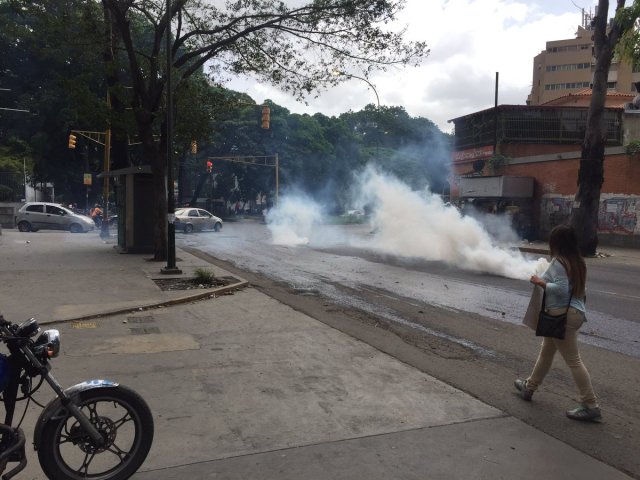 Foto: GNB reprime el trancazo en El Paraíso / Cortesía 