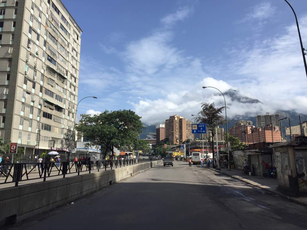 ¡De Petare a La California! Así lucen las principales arterias viales #20Jul (Fotos)