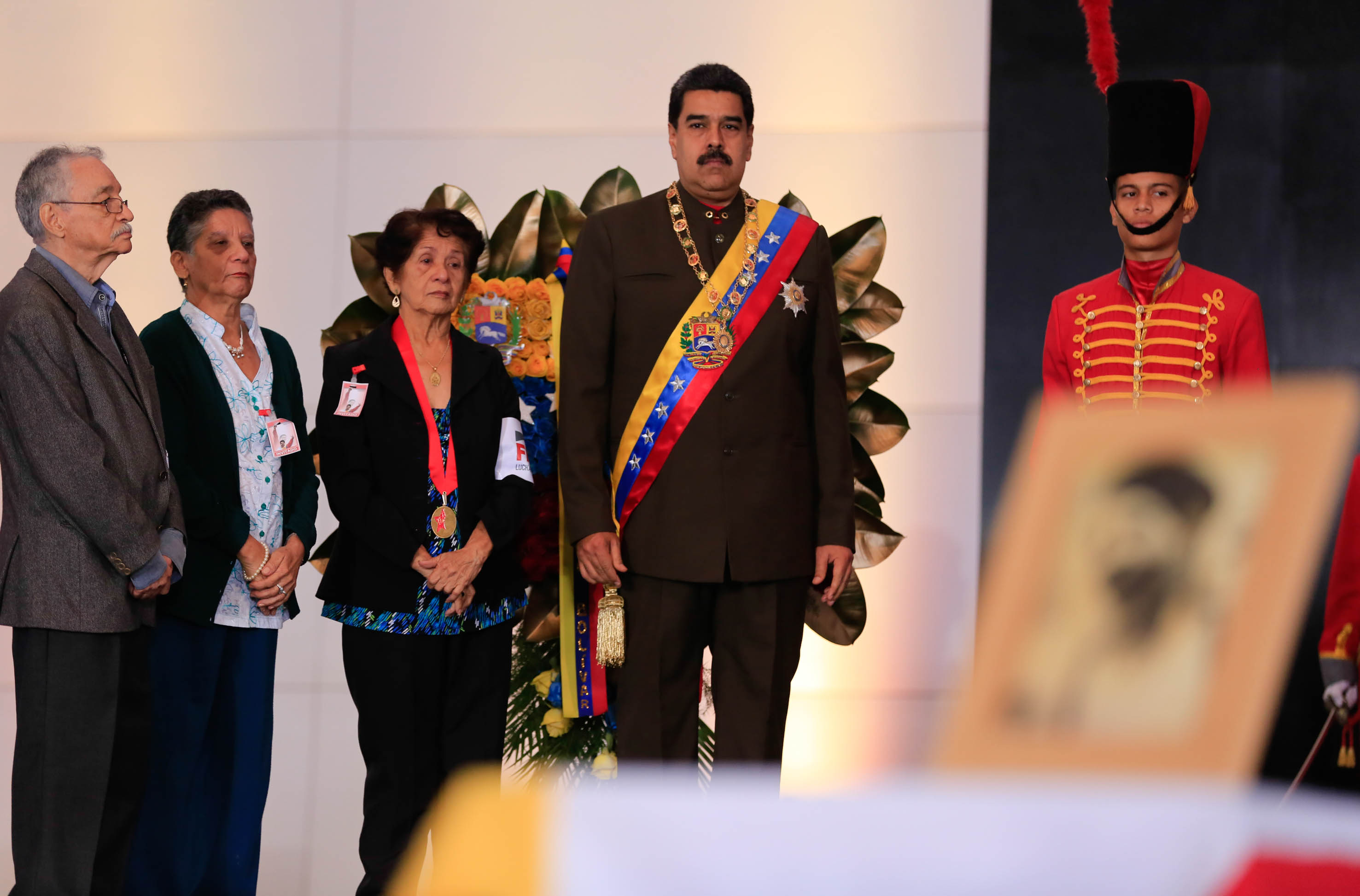 Maduro: Llamo a participar en eventos políticos convocados pacíficamente