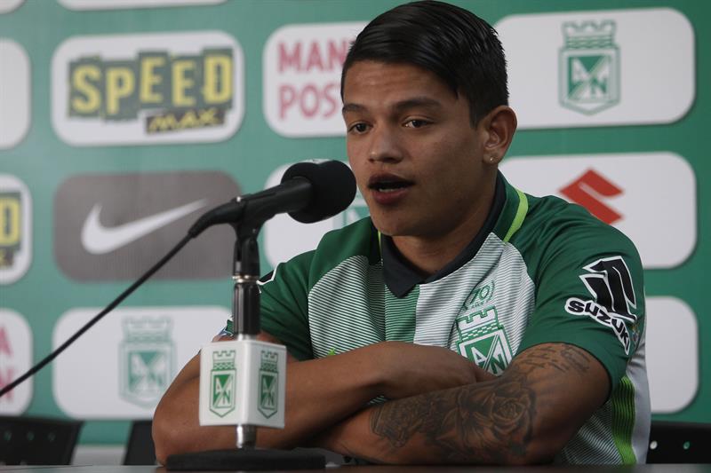 Ronaldo Lucena fue presentado como jugador del Atlético Nacional