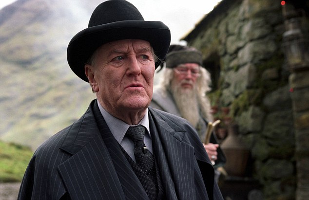 El Ministerio de Magia está de luto: Muere Robert Hardy a los 91 años