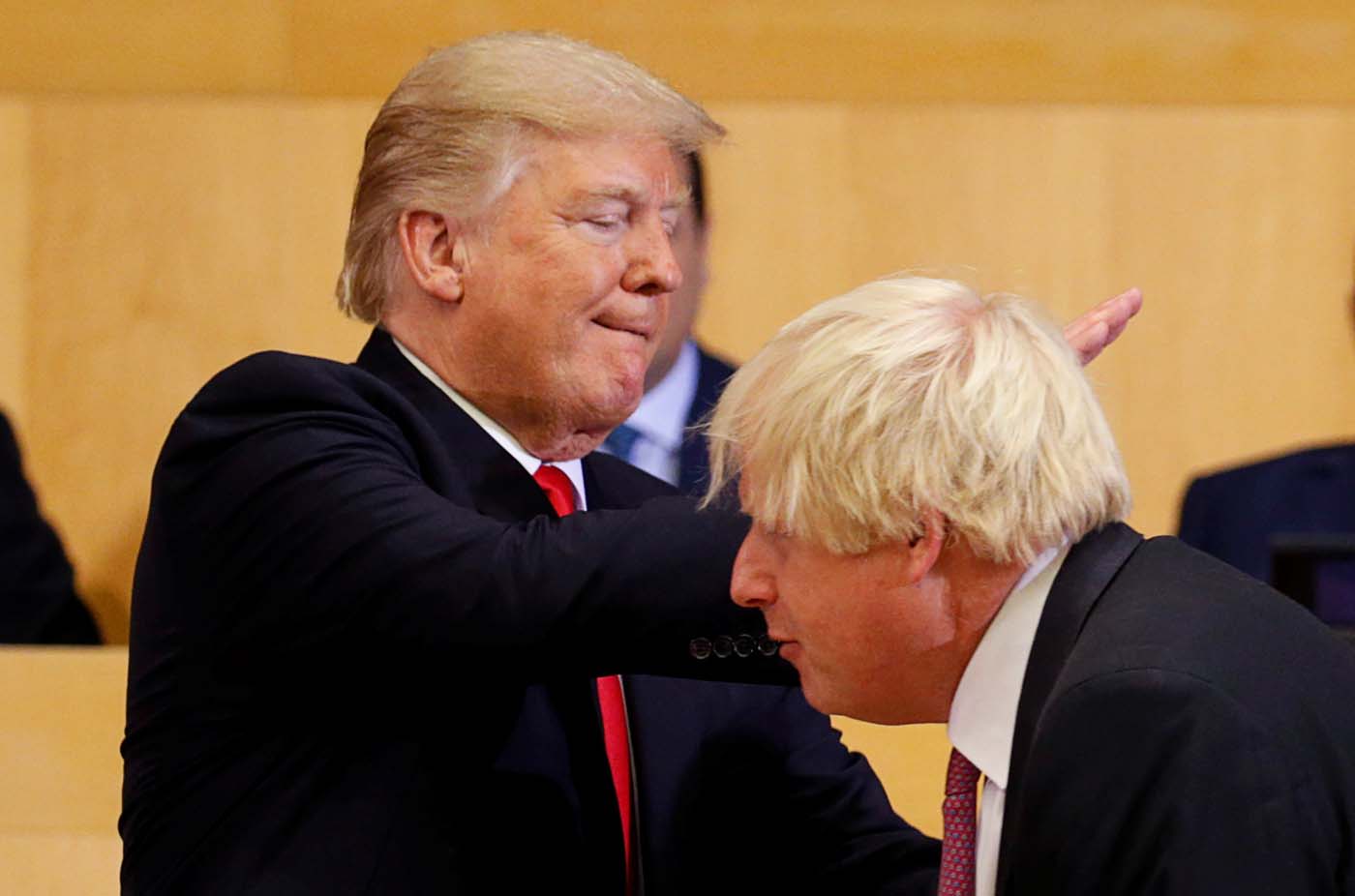 Trump conversó con Boris Johnson y le deseó pronta recuperación