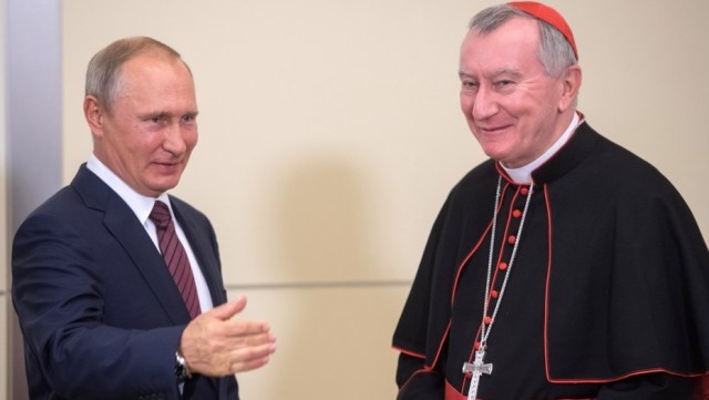 El cardenal Parolin visitó este mes al presidente ruso, Vladimir Putin, para hablar de Venezuela (Foto: clarin.com)