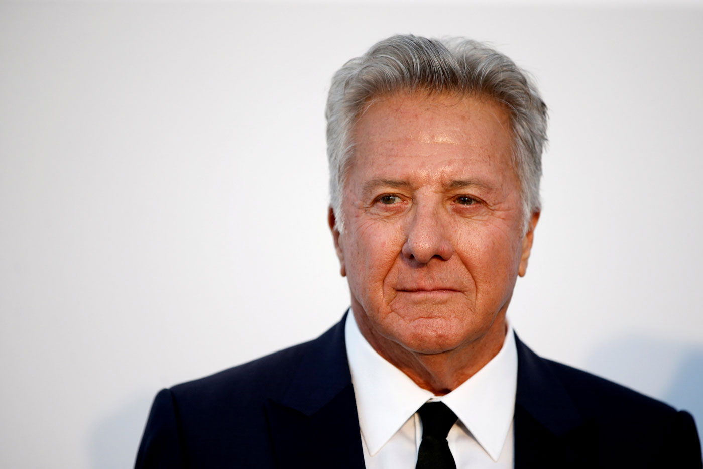 Más denuncias contra Dustin Hoffman: Se desnudó frente a una menor y atacó sexualmente a dos mujeres