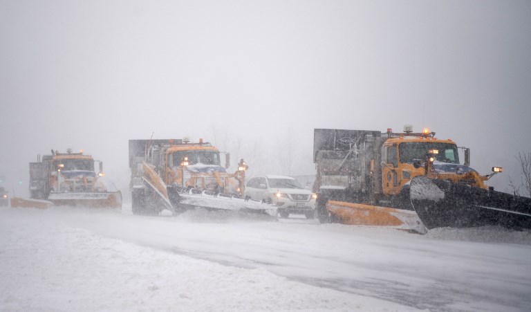 Cierran el aeropuerto JFK de Nueva York por tormenta de nieve