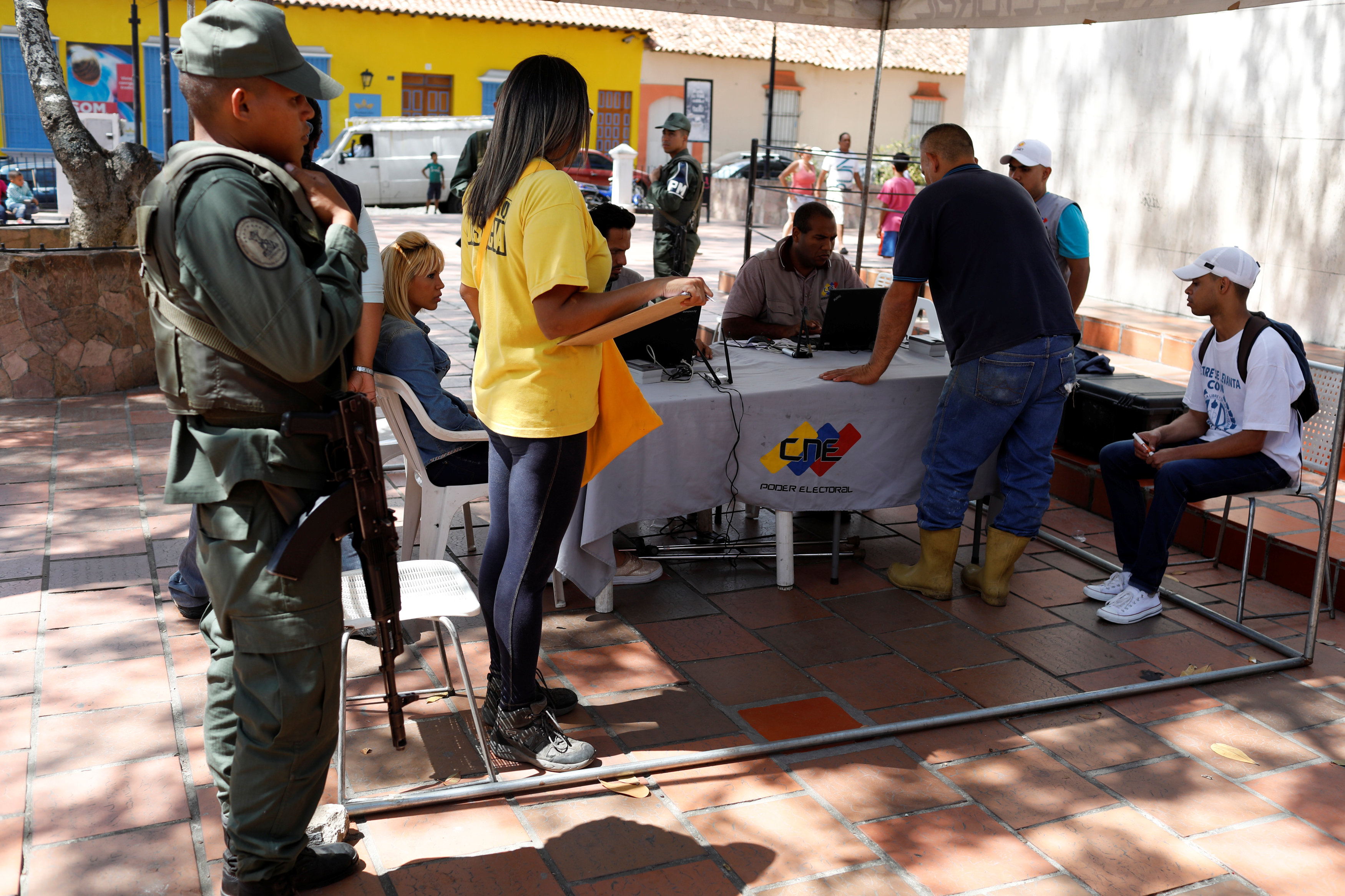 Acción Democrática y Primero Justicia validan para participar en presidenciales