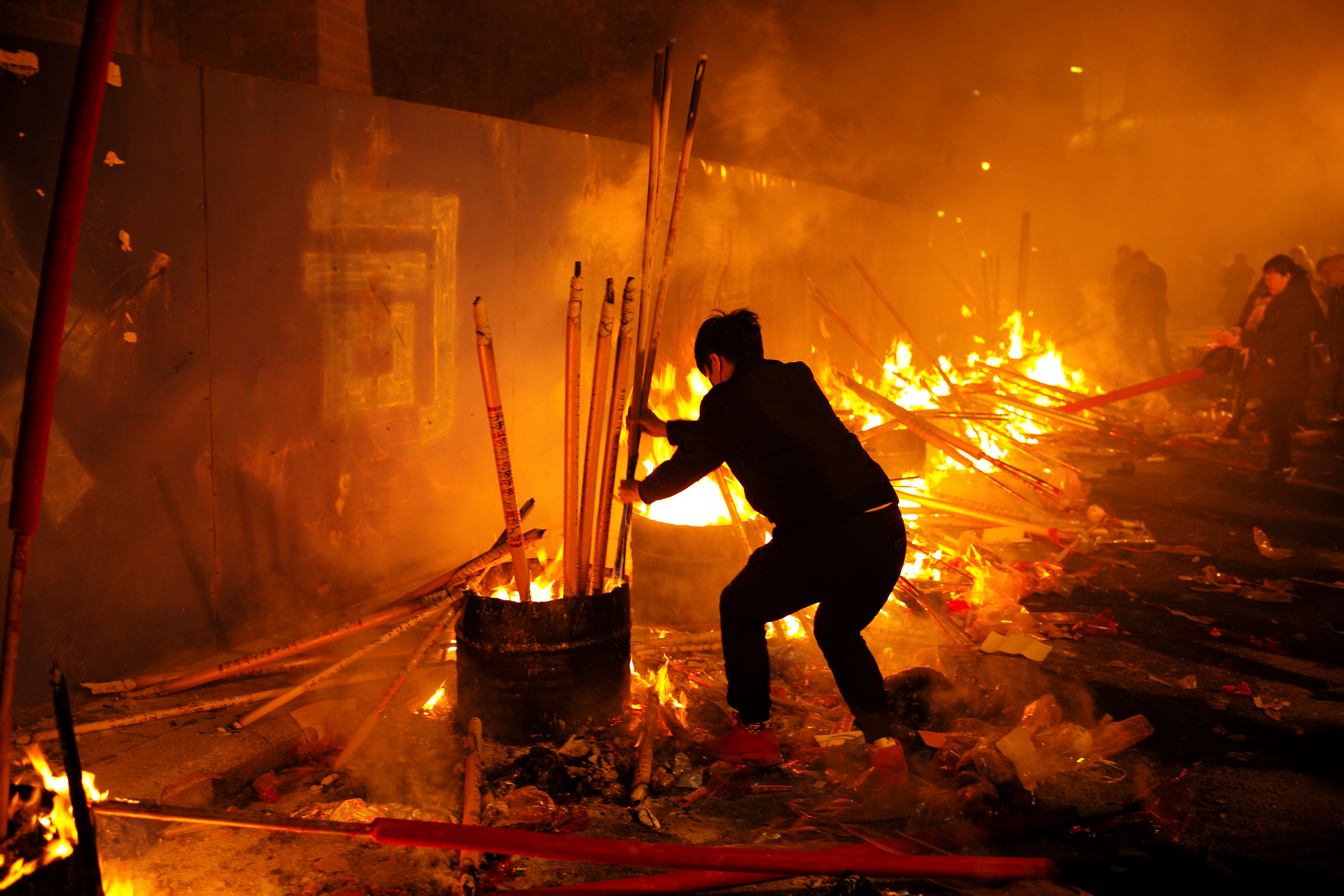 Cuatro muertos en una explosión de fuegos artificiales en Año Nuevo chino