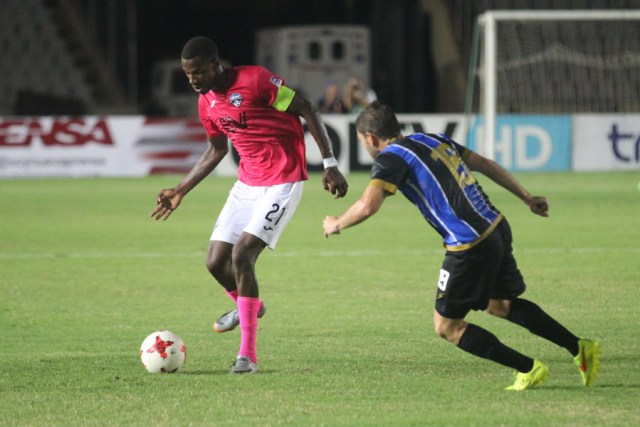 Metropolitanos FC vs Mineros de Guayana Foto: Alfonso Ioannoni (@agim_7)