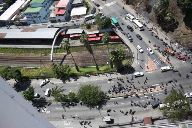 Foto: Fuerte despliegue militar en Catia ante posible visita del Presidente / Cortesía 