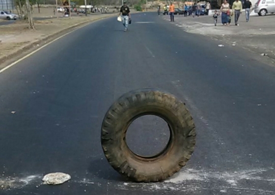 Protesta en Ciudad Guayana por falta de agua y electricidad #21Mar