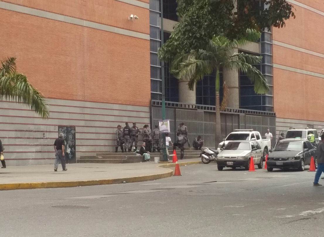 PNB custodia punto de protesta convocado para este #27Abr (Foto)