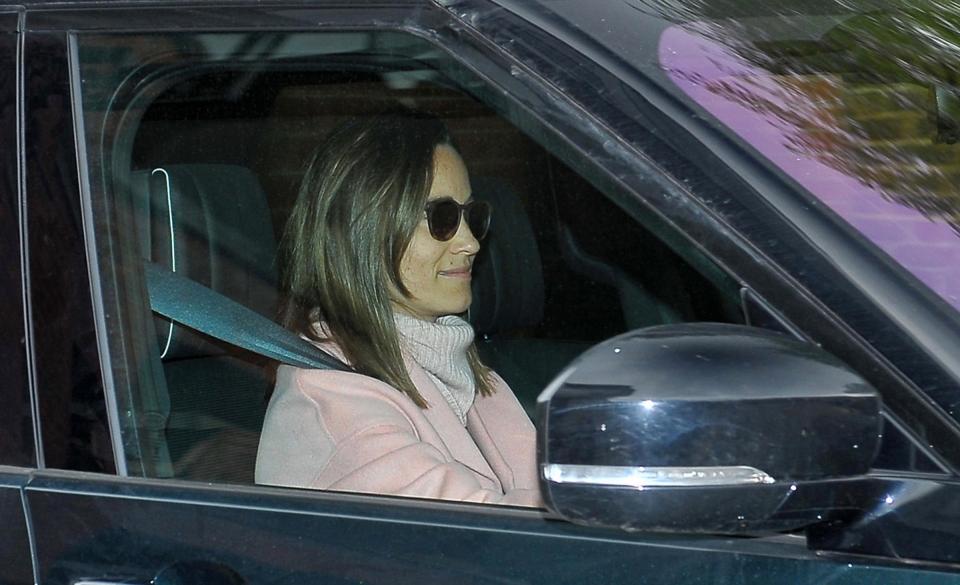 Pippa Middleton llegó a conocer a su nuevo sobrino (fotos)