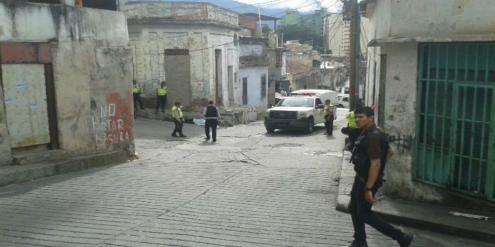 Matan a un sujeto en El Guarataro y a otro en Antímano