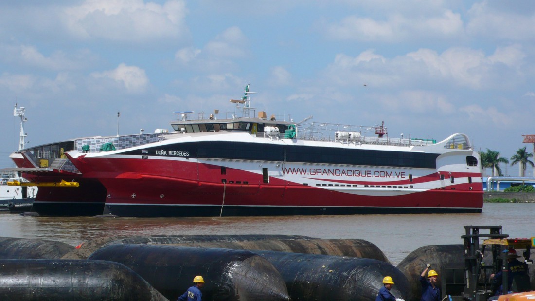 Ferry venezolano terminó con problemas y vendido por mucho menos a Trinidad y Tobago