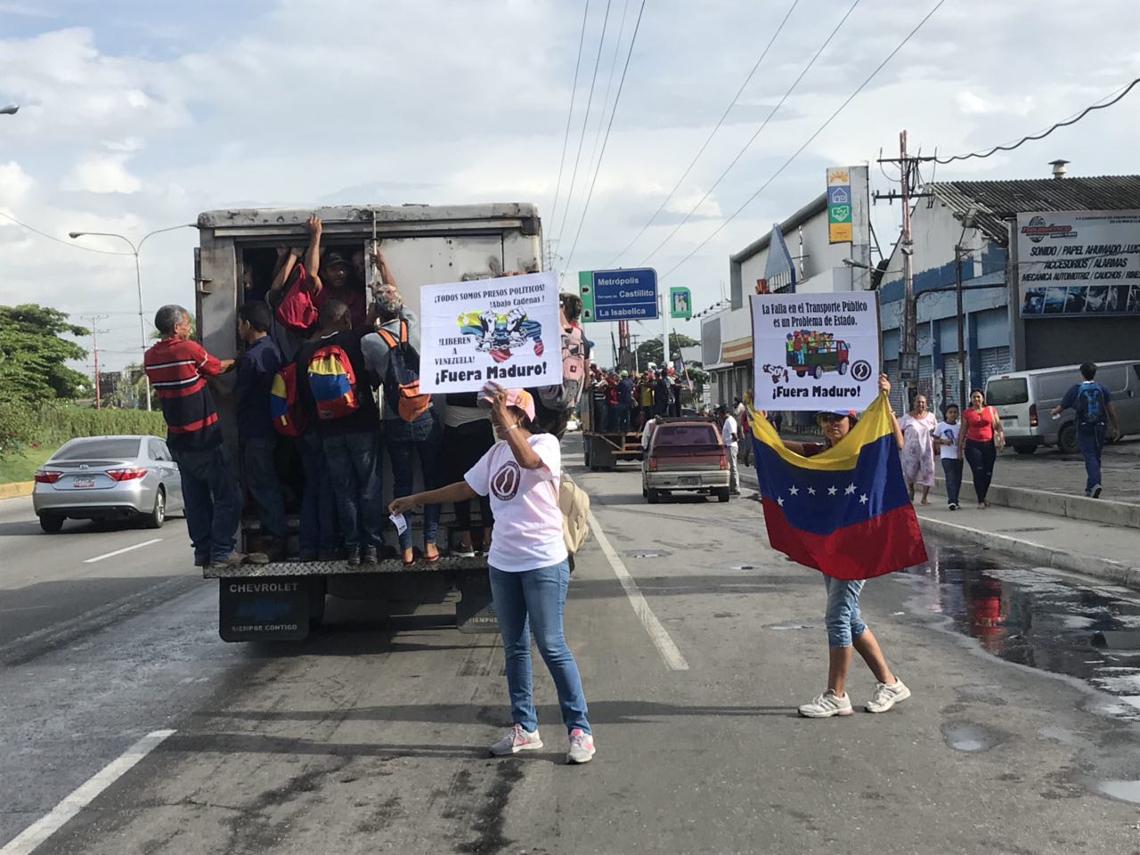 DSDVzla se desplegó para apoyar a ciudadanos y transportistas #ConMaduroNoHayTransporte (Fotos)