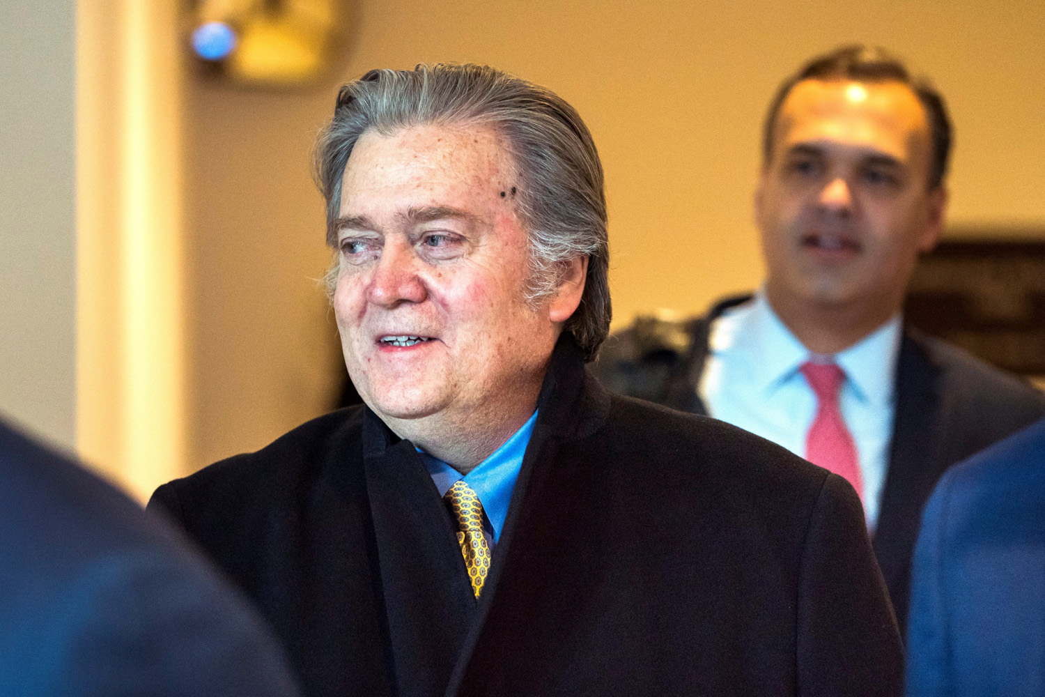 El exasesor de Trump, Bannon acepta testificar sobre asalto al Capitolio