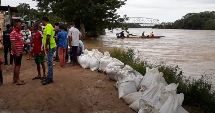 Asesinan a dos venezolanos en Colombia