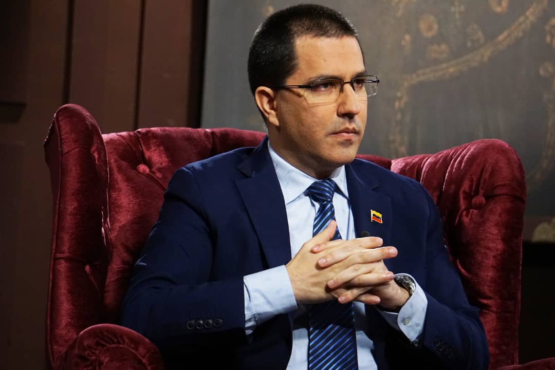 Lo dejaron en visto: Arreaza denuncia intento infructuoso de comunicación con gobierno colombiano