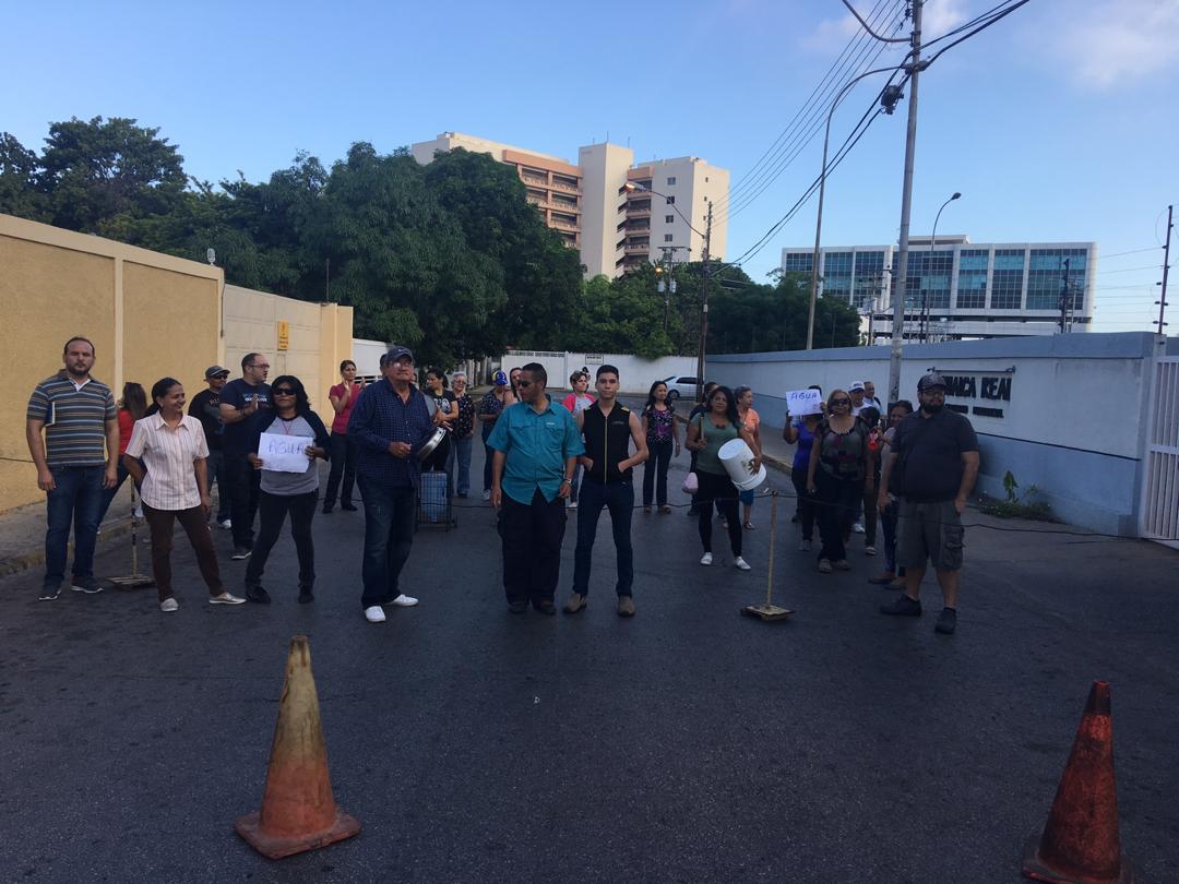 Habitantes de El Peñonal protestan por escasez de agua #17Dic