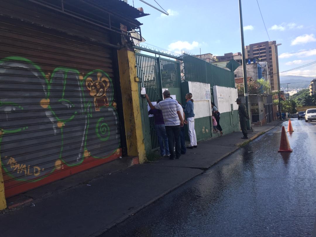 Miembros organizadores de los Clap obligados a votar este domingo en Caracas