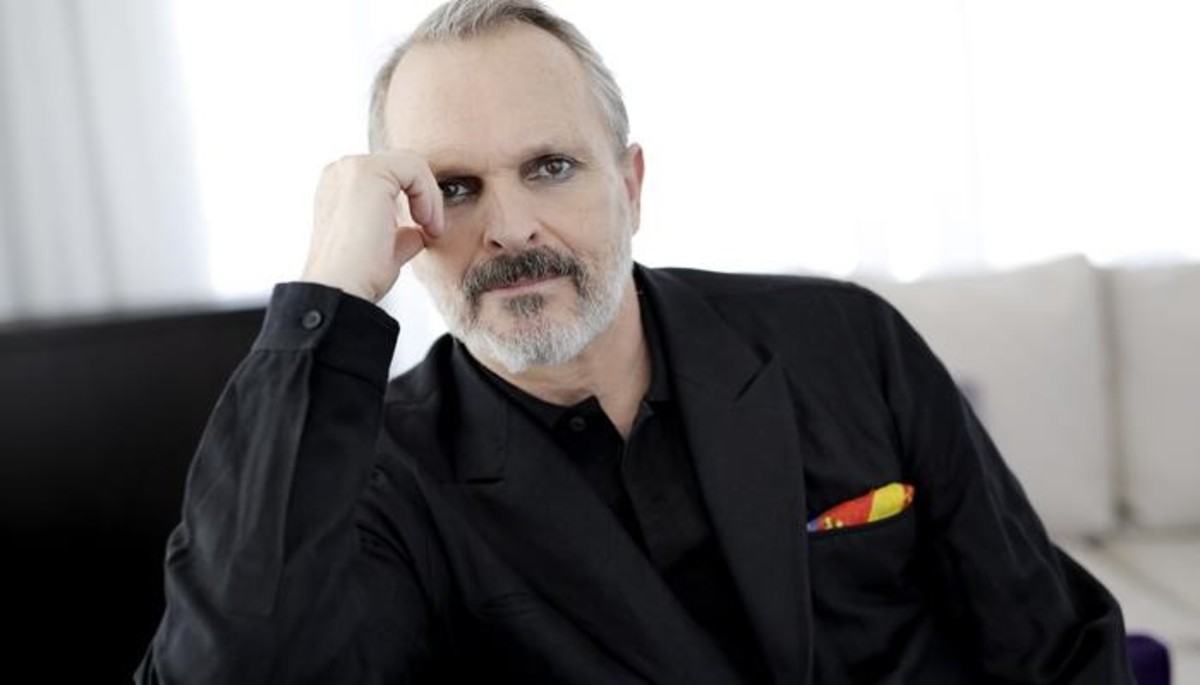 Miguel Bosé le pide disculpas a Michelle Bachelet (+Comunicado)