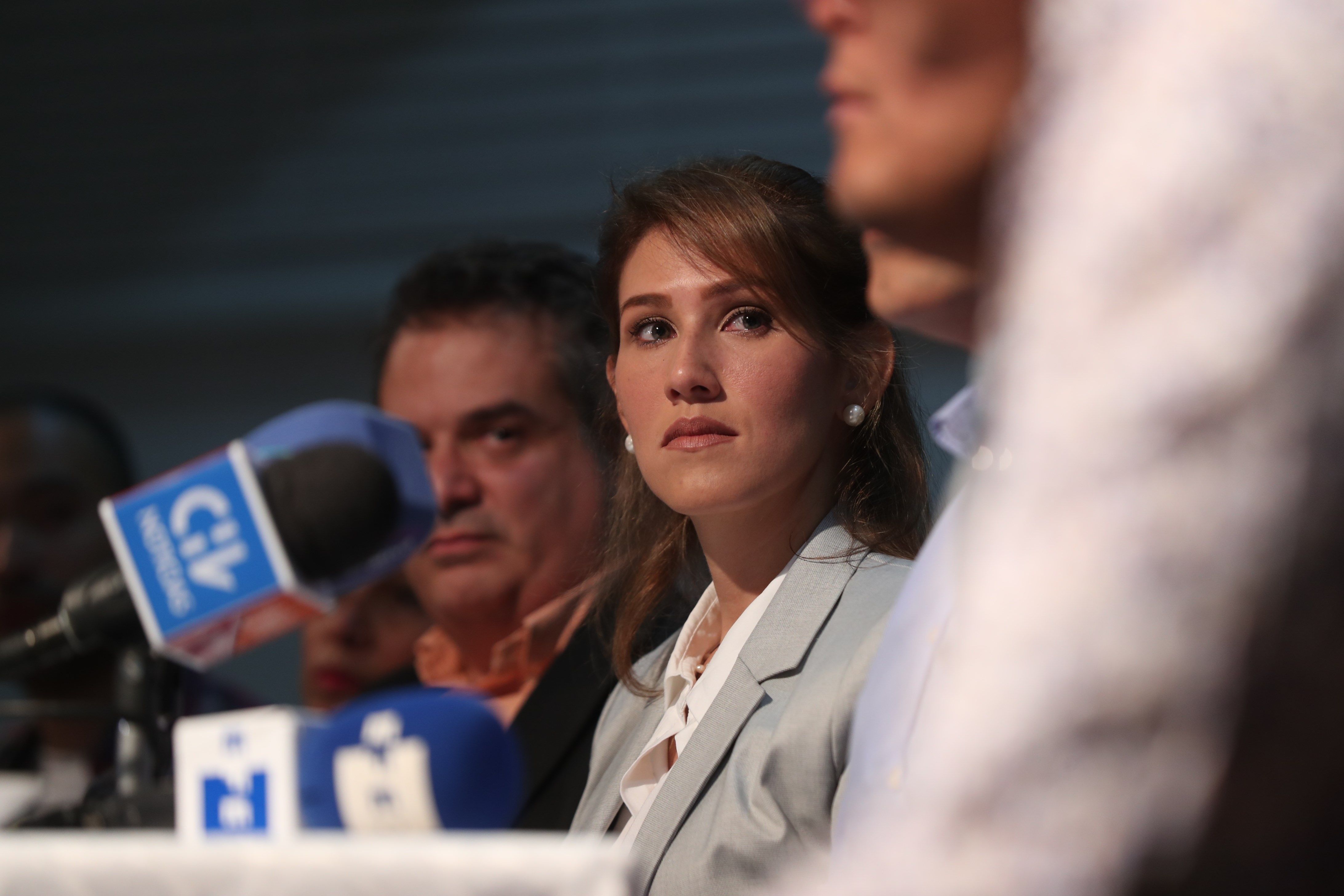 Embajadora de Guaidó en Chile participó en foro de la Universidad de Los Andes