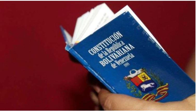 Inhabilitaron la Constitución