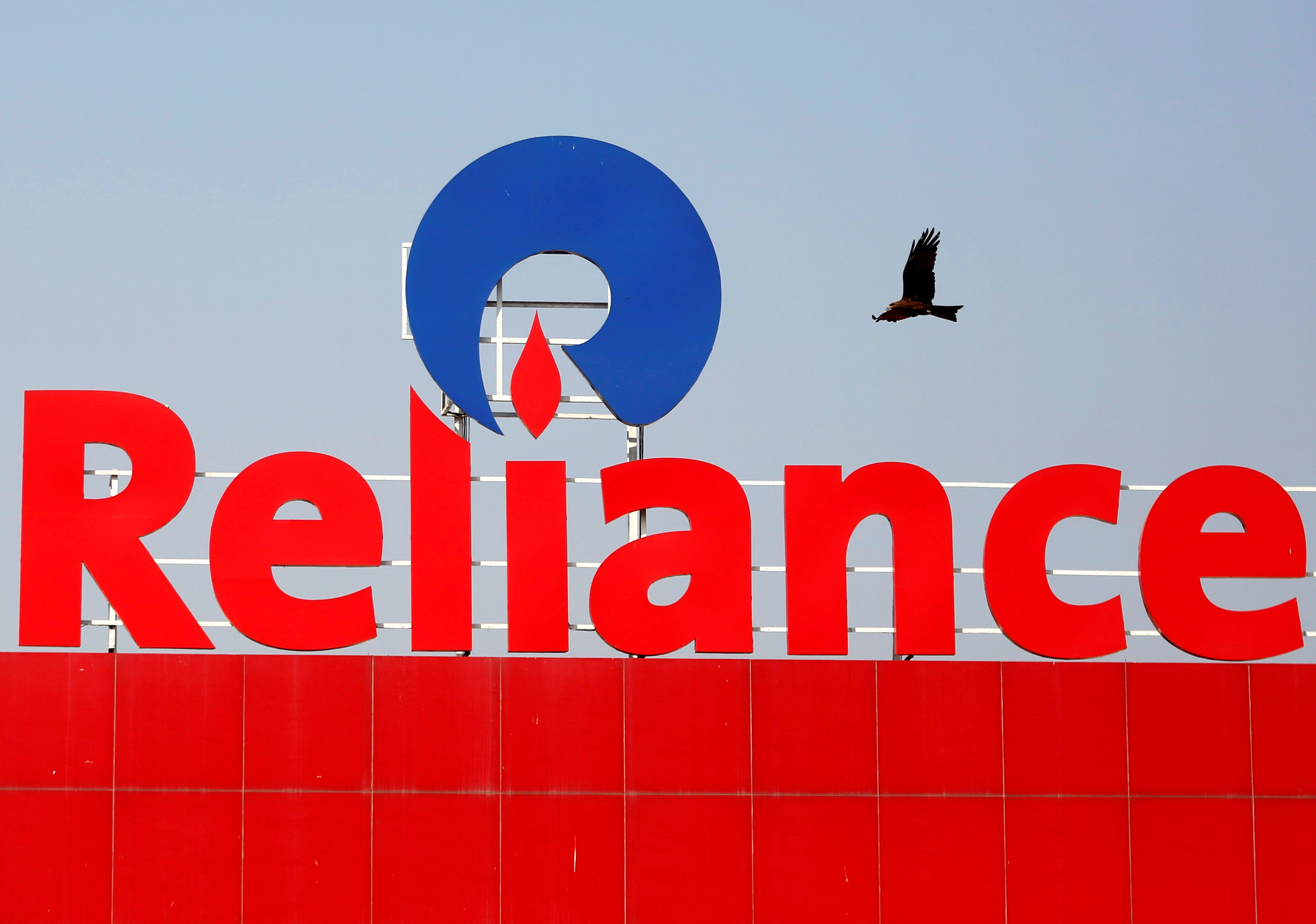 Reuters: Reliance llega a un acuerdo con Pdvsa para intercambiar crudo por nafta