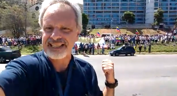 GNB coloca alcabala en la entrada de Maiquetía #4Mar (video)