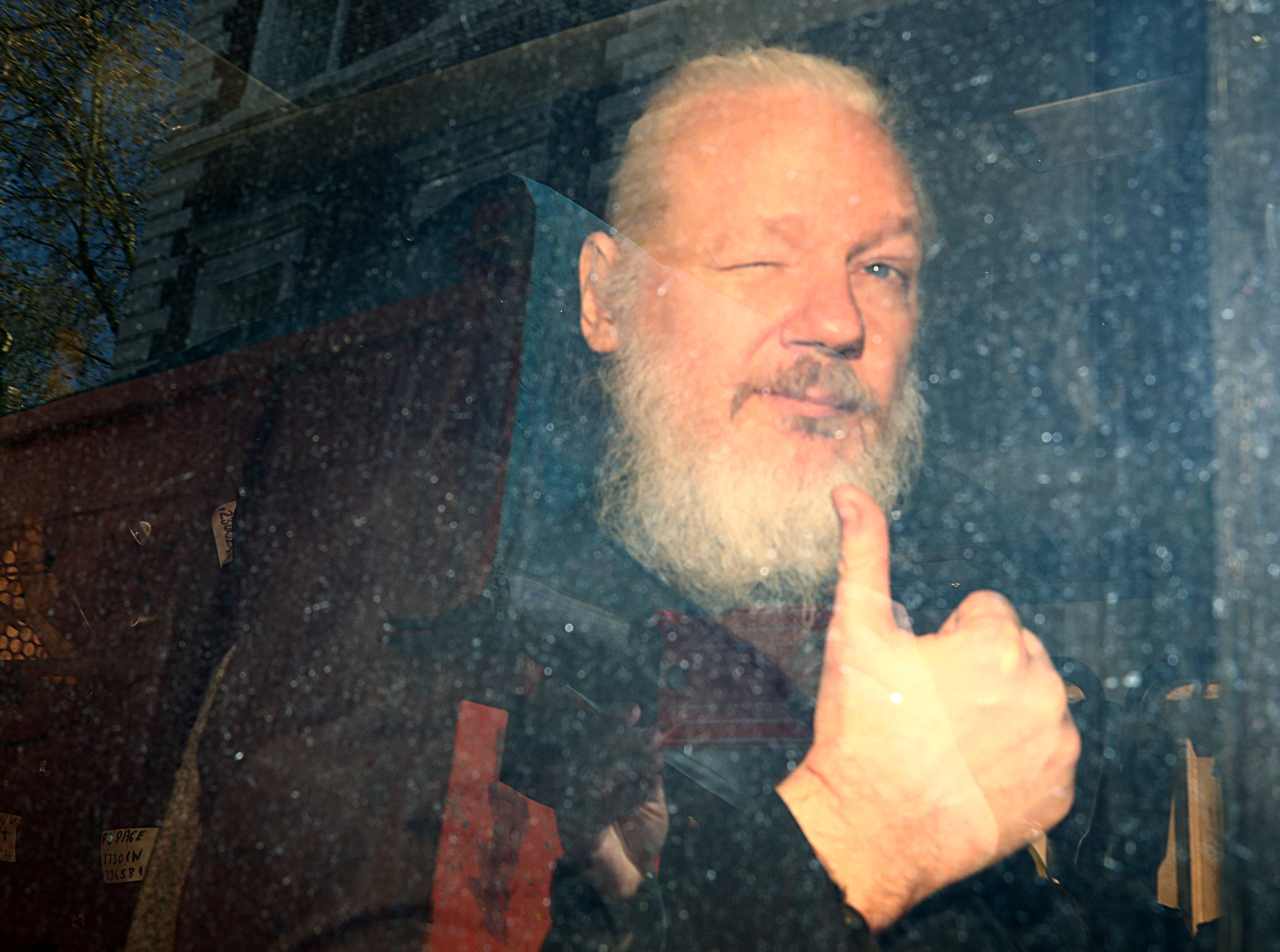 Assange acusado de piratería informática por Estados Unidos