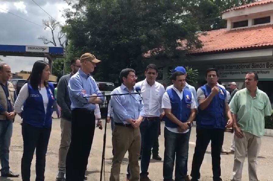 Embajador de Colombia en EEUU dice que atenderán a militares venezolanos en Cúcuta (Video)