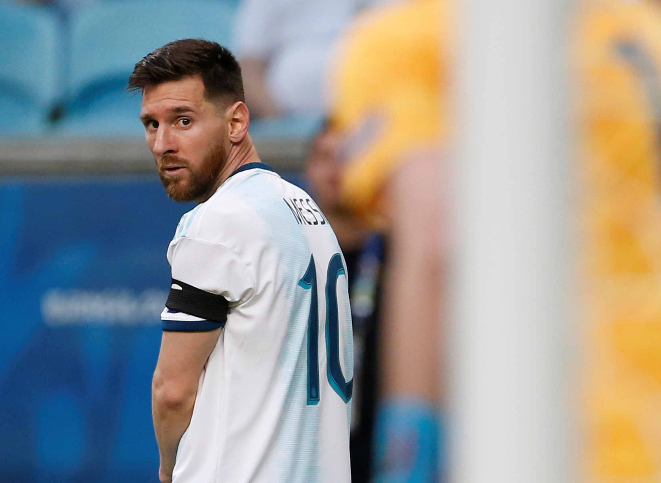 Conmebol rechaza apelación de Messi y mantiene suspensión de tres meses