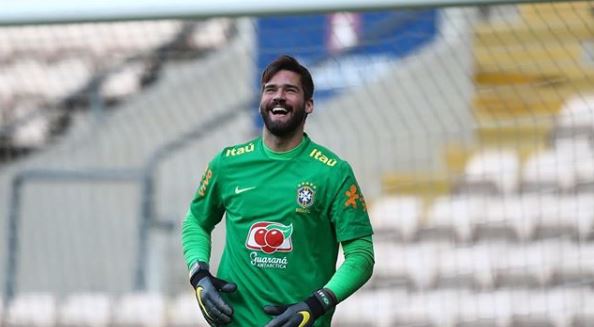 ¡PAPASITO! El arquero de Brasil que te mantendrá viendo la Copa América