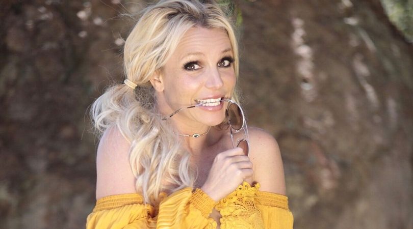 En “Shortcitos” y top, Britney Spears muestra su rutina de ejercicios (VIDEO)