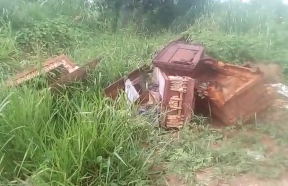 Así se encuentran los ataúdes del cementerio de Maturín  (FOTOS Y VIDEO)