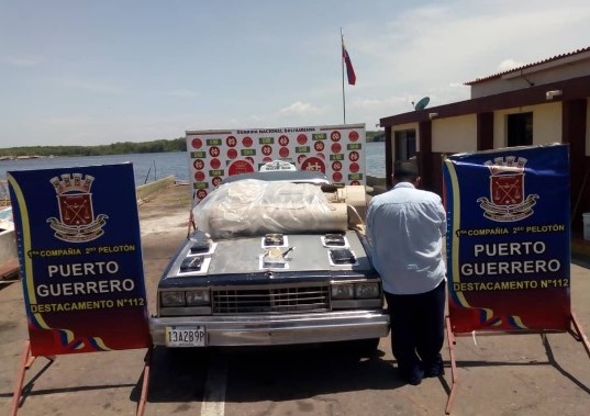 ¡Se cayó con los kilos! Detienen en el Zulia a un hombre con 6 panelas de marihuana ocultas en un transporte público