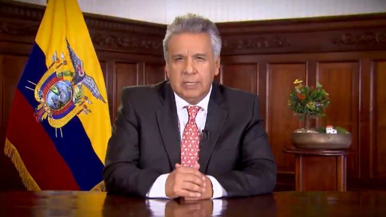 Presidente de Ecuador se traslada a Quito en medio de protestas