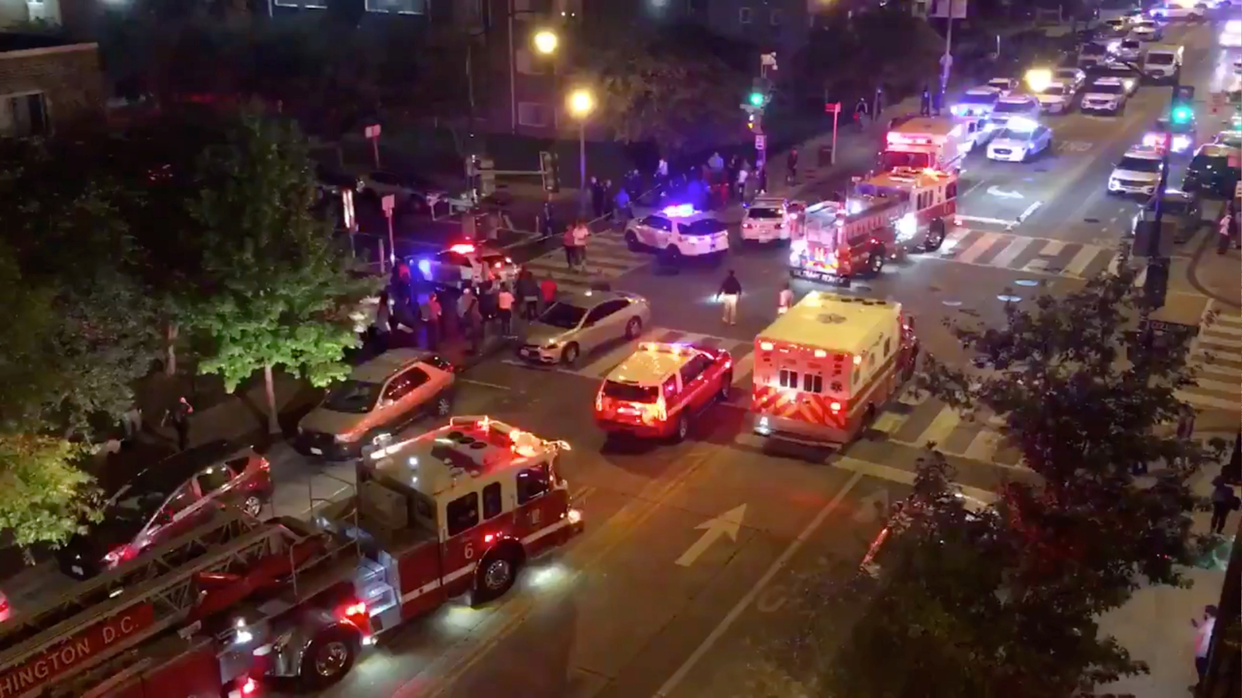 Al menos un muerto y cinco heridos en un tiroteo en vecindario de Washington