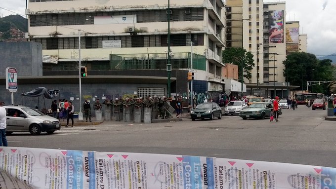 Vecinos de Coche exigieron mejores servicios y llegó la GNB #1Sep (fotos)