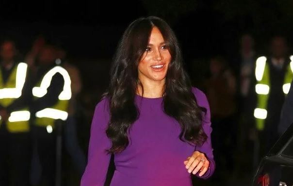 Meghan Markle le copió el outfit a la Reina Letizia… ¿Quién se ve mejor?