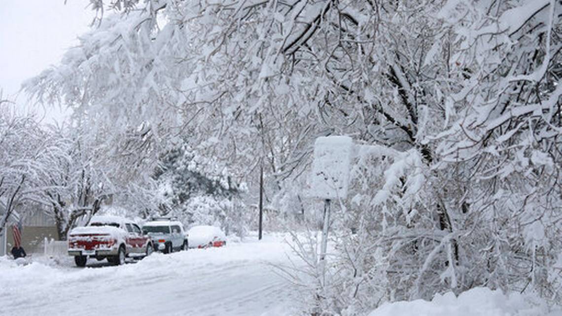 Tormenta azota EEUU en el fin de semana más transitado